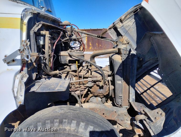 image for item DF8226 1976 Ford 8000  sewer rodder truck