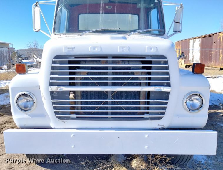 image for item DF8226 1976 Ford 8000  sewer rodder truck