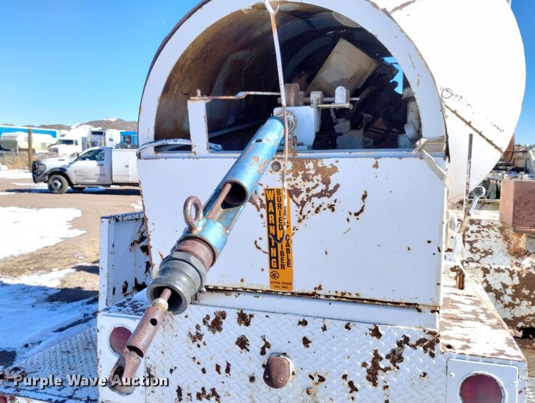 image for item DF8226 1976 Ford 8000  sewer rodder truck