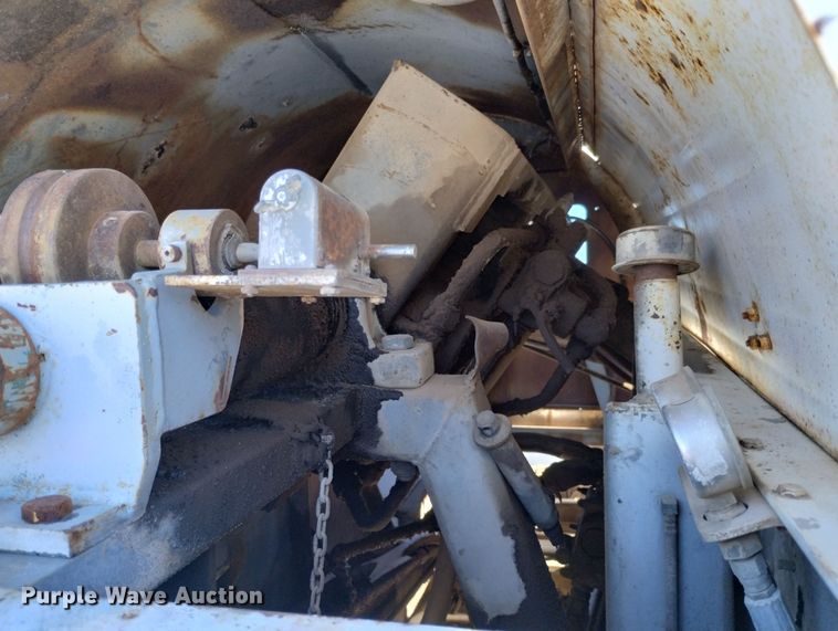 image for item DF8226 1976 Ford 8000  sewer rodder truck