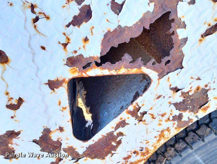 image for item DF8226 1976 Ford 8000  sewer rodder truck