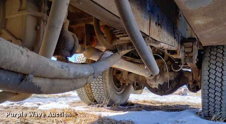 image for item DF8226 1976 Ford 8000  sewer rodder truck