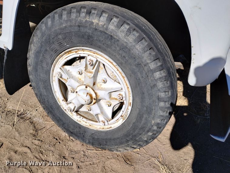 image for item DF8226 1976 Ford 8000  sewer rodder truck