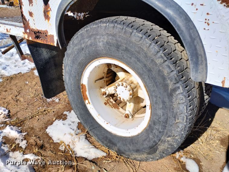 image for item DF8226 1976 Ford 8000  sewer rodder truck