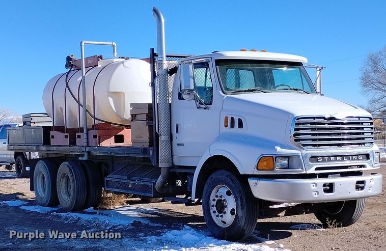 image for item DF8228 2002 Sterling L-Line  flatbed truck