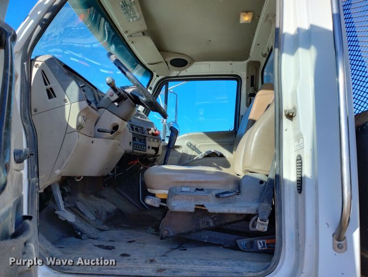 image for item DF8228 2002 Sterling L-Line  flatbed truck