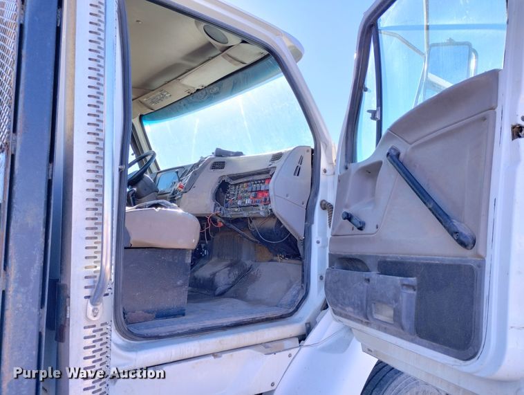 image for item DF8228 2002 Sterling L-Line  flatbed truck