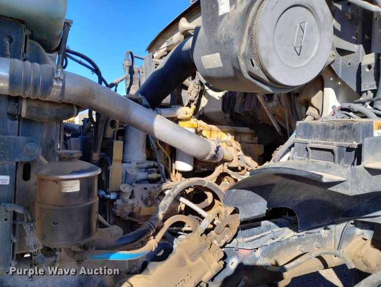 image for item DF8228 2002 Sterling L-Line  flatbed truck