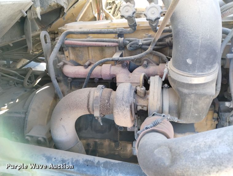 image for item DF8228 2002 Sterling L-Line  flatbed truck