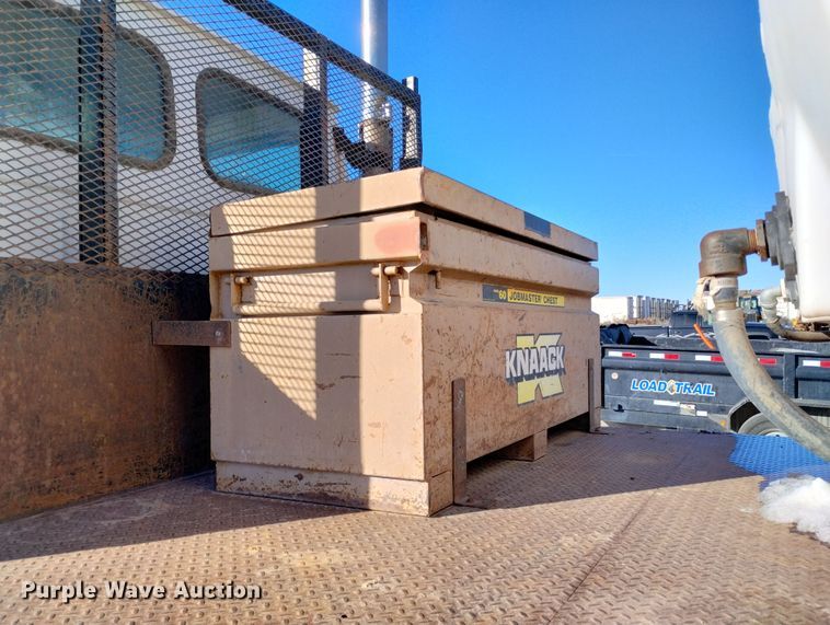 image for item DF8228 2002 Sterling L-Line  flatbed truck