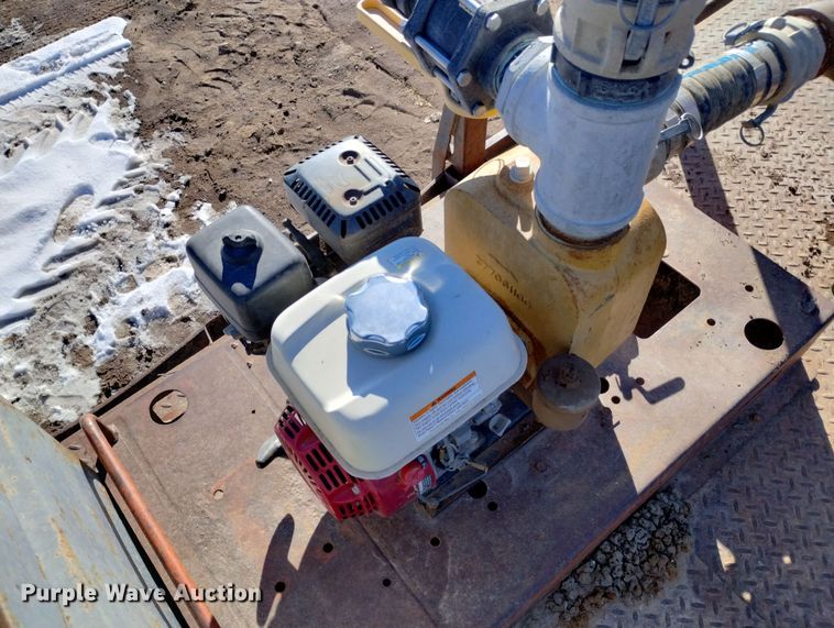 image for item DF8228 2002 Sterling L-Line  flatbed truck