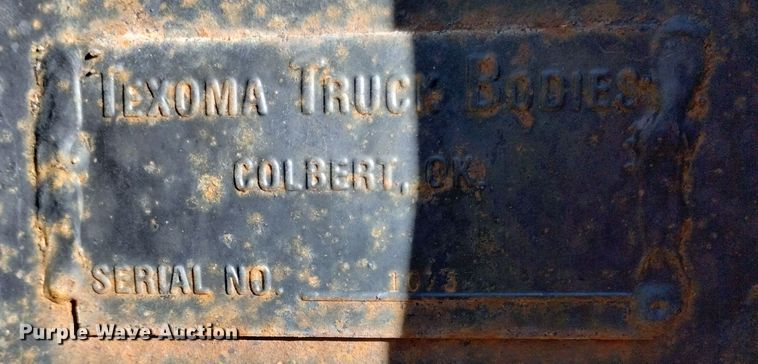 image for item DF8228 2002 Sterling L-Line  flatbed truck