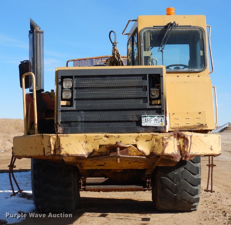 image for item DF8254 2000 Caterpillar 615C elevating scraper