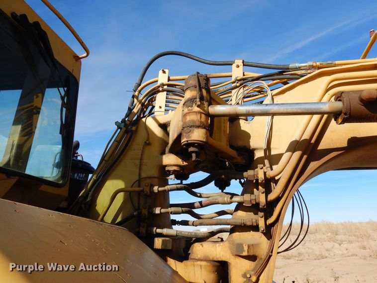 image for item DF8254 2000 Caterpillar 615C elevating scraper