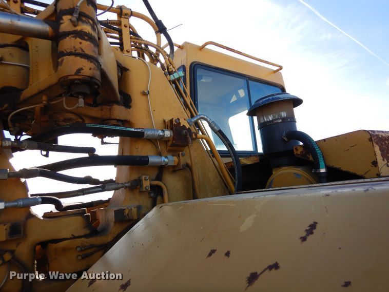 image for item DF8254 2000 Caterpillar 615C elevating scraper