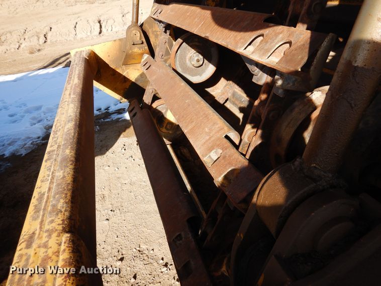 image for item DF8254 2000 Caterpillar 615C elevating scraper