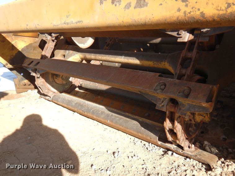 image for item DF8254 2000 Caterpillar 615C elevating scraper