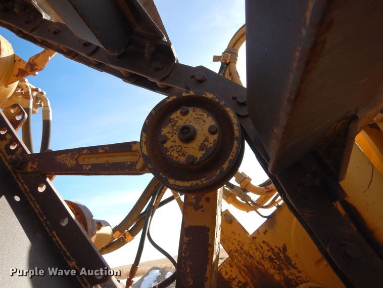 image for item DF8254 2000 Caterpillar 615C elevating scraper