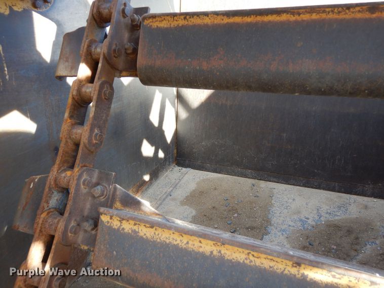 image for item DF8254 2000 Caterpillar 615C elevating scraper