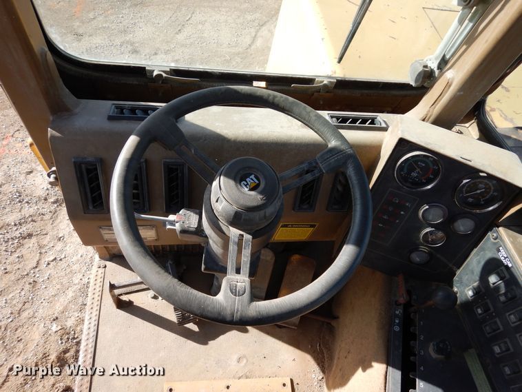 image for item DF8254 2000 Caterpillar 615C elevating scraper