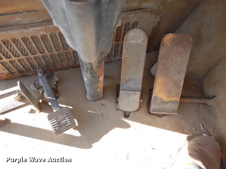 image for item DF8254 2000 Caterpillar 615C elevating scraper