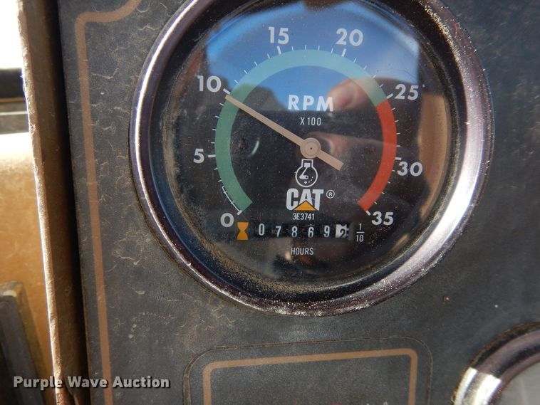 image for item DF8254 2000 Caterpillar 615C elevating scraper