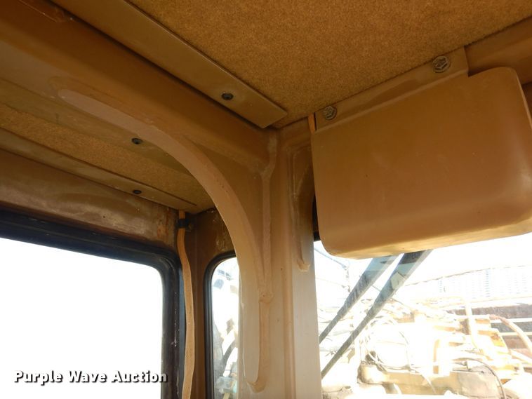 image for item DF8254 2000 Caterpillar 615C elevating scraper