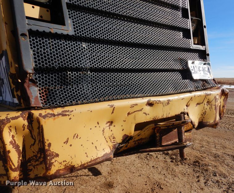 image for item DF8254 2000 Caterpillar 615C elevating scraper