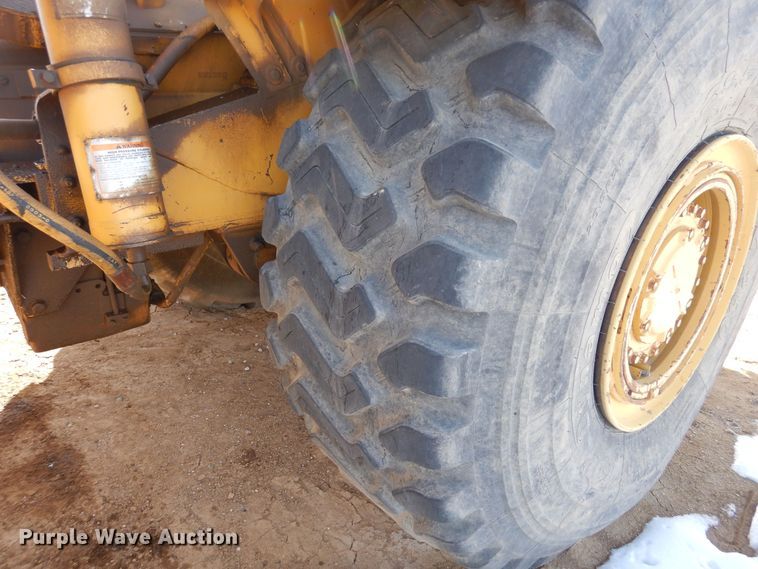 image for item DF8254 2000 Caterpillar 615C elevating scraper