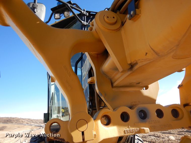 image for item DF8255 2008 Caterpillar 140M VHP Plus  motor grader