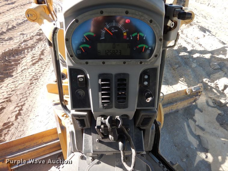 image for item DF8255 2008 Caterpillar 140M VHP Plus  motor grader