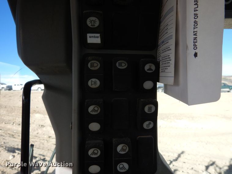 image for item DF8255 2008 Caterpillar 140M VHP Plus  motor grader