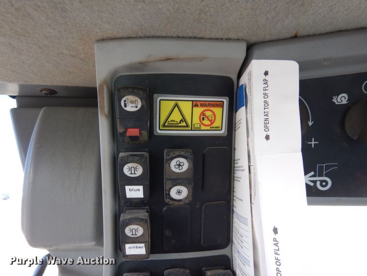 image for item DF8255 2008 Caterpillar 140M VHP Plus  motor grader