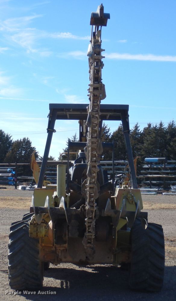 image for item DF8271 2002 Case 960  trencher