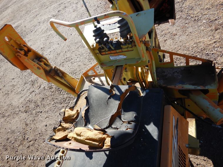 image for item DF8271 2002 Case 960  trencher