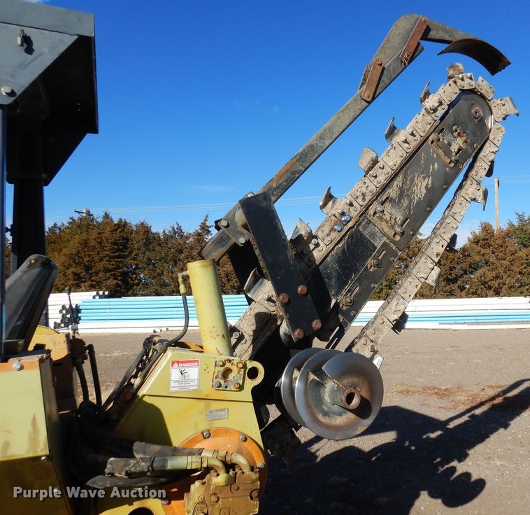 image for item DF8271 2002 Case 960  trencher