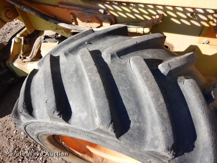 image for item DF8271 2002 Case 960  trencher