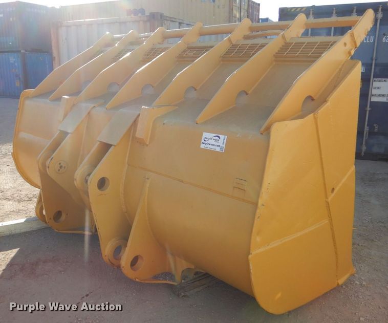 image for item DH7515 11.5'W bucket