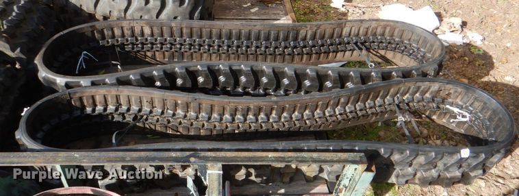 image for item DH7519 Mini excavator tracks