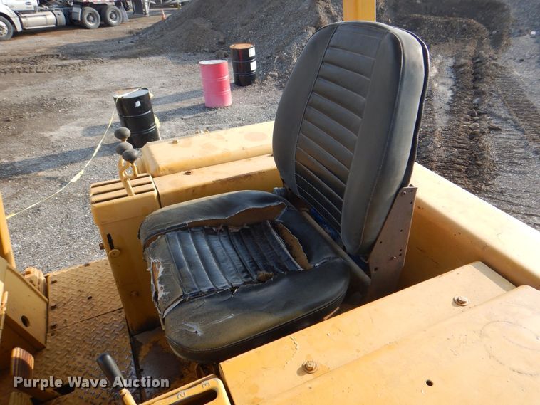 image for item DH7525 1975 Caterpillar 955L  track loader