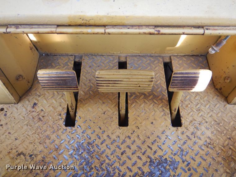 image for item DH7525 1975 Caterpillar 955L  track loader