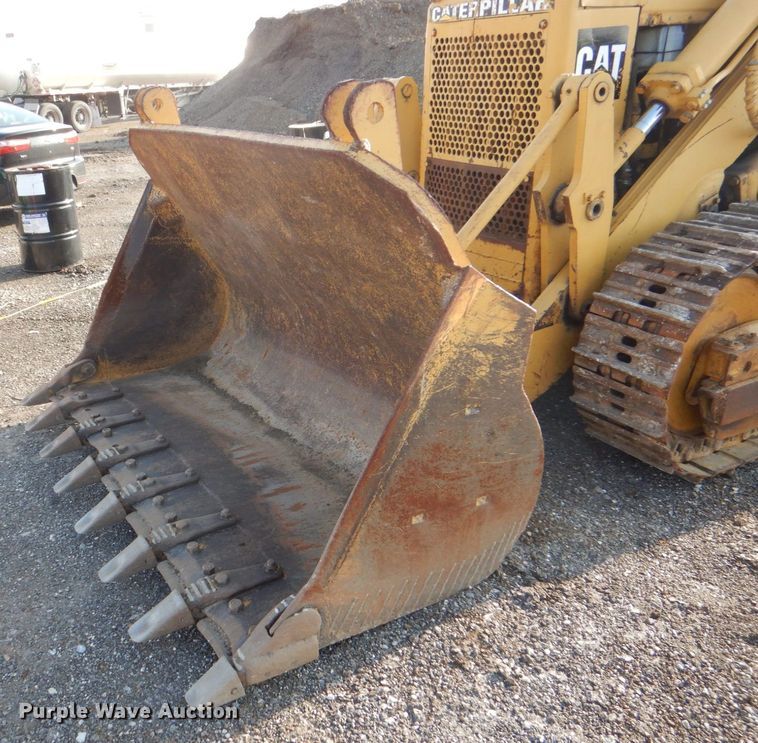 image for item DH7525 1975 Caterpillar 955L  track loader