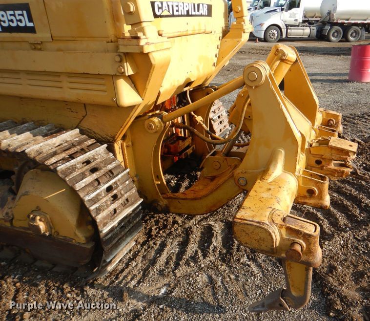 image for item DH7525 1975 Caterpillar 955L  track loader