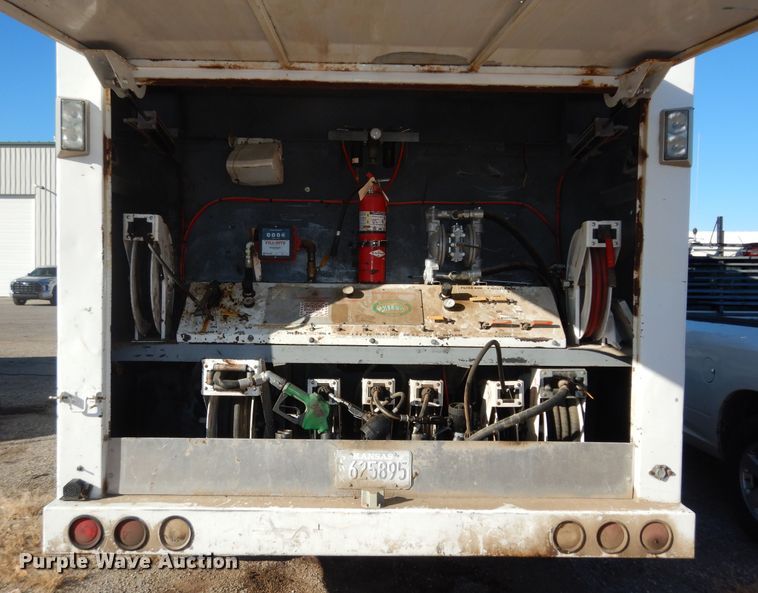 image for item DI6868 2006 Kenworth T300  fuel / lube truck