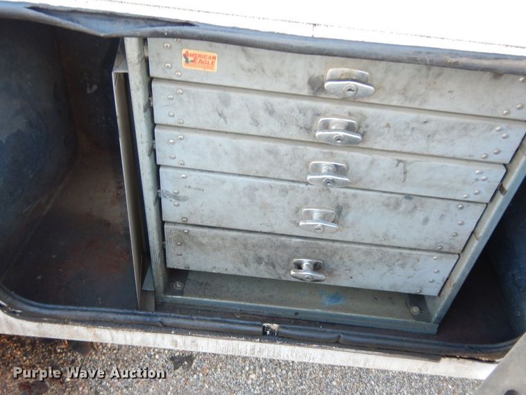 image for item DI6868 2006 Kenworth T300  fuel / lube truck