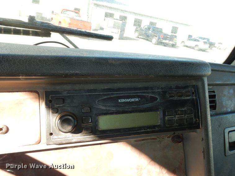 image for item DI6868 2006 Kenworth T300  fuel / lube truck