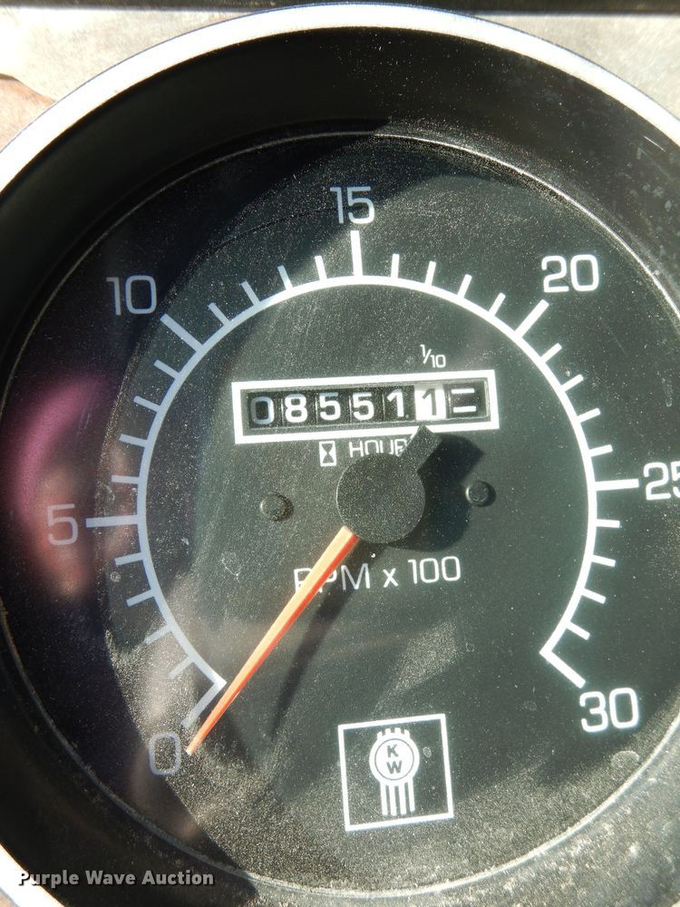 image for item DI6868 2006 Kenworth T300  fuel / lube truck