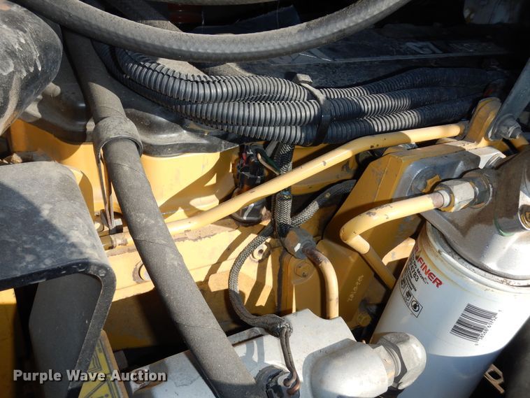 image for item DI6868 2006 Kenworth T300  fuel / lube truck