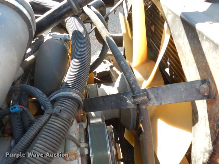 image for item DI6868 2006 Kenworth T300  fuel / lube truck