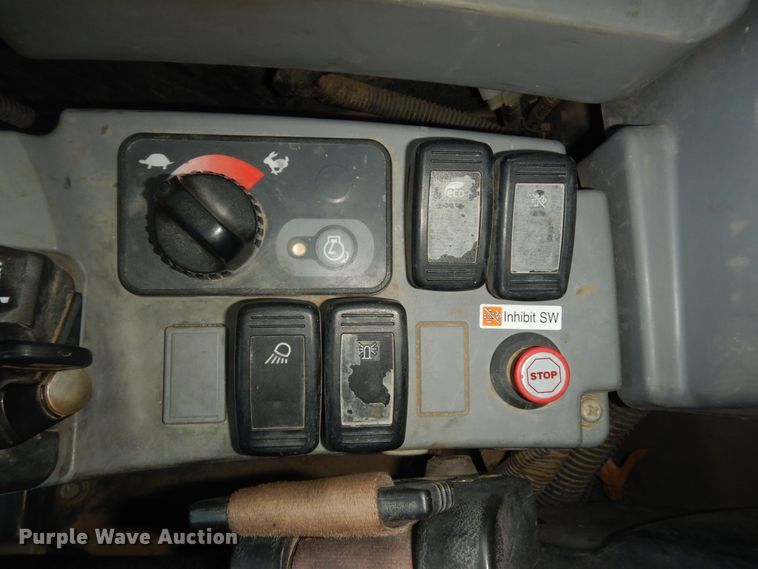 image for item DI6873 2016 Kubota KX080-4  mini excavator